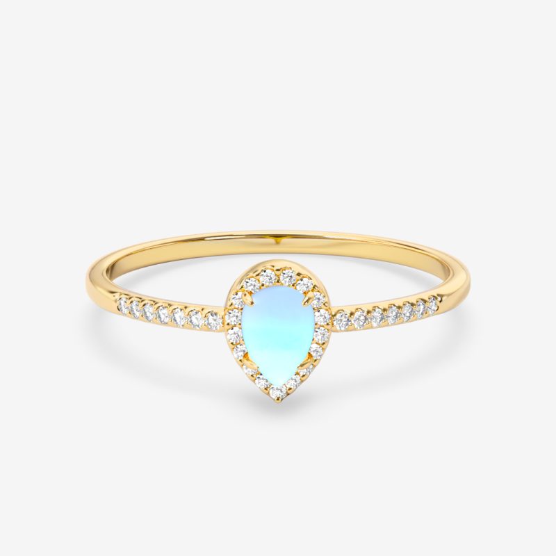 Elenya – pear-shaped moonstone with diamond band
